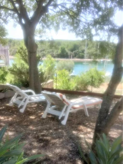 Ferienhaus Am Wasser - Kuca Rio - Iberische Finca In Dalmatien Bilice Exteriör bild